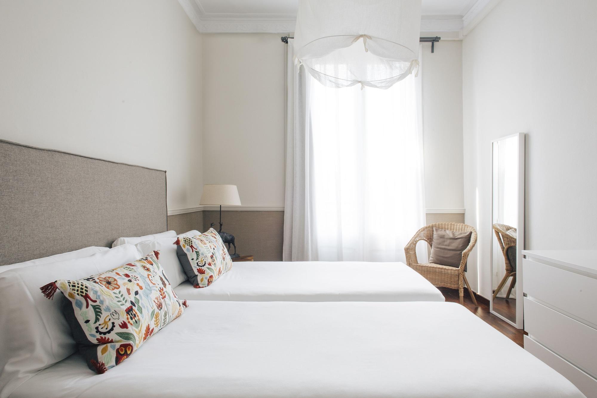 Barcelona Apartment Val Екстериор снимка